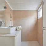 Fantastic With Balcony In Bica 리스본